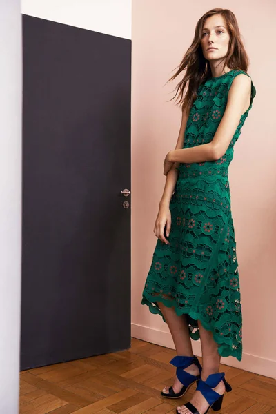 Look 25